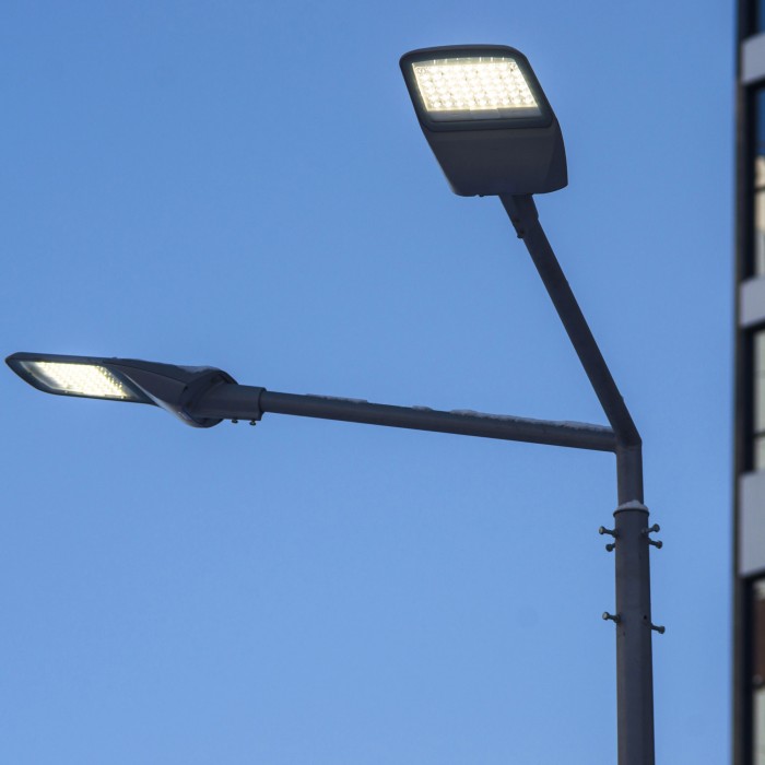 Фото Светильники на опору уличного освещения: сравнительная характеристика и советы по выбору